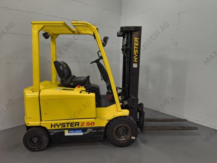 Hyster J2.50XM-717