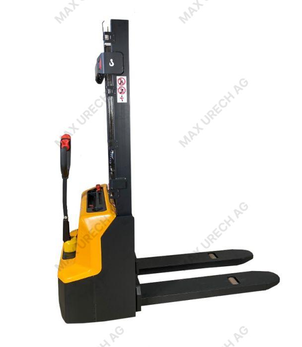 ds12_4.jpg Unimax Deichselstapler DS12