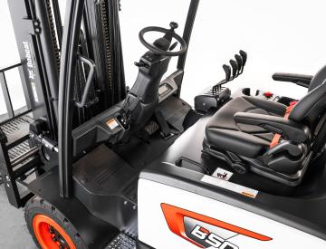 Bobcat B405-7: 4-Rad Elektrostapler | UNIMAX AG