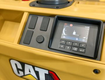 CAT Niederhubwagen mit klappbarer Fahrerplattform NPV20-25N3