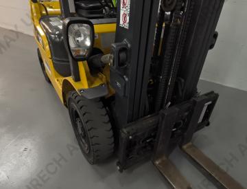 Caterpillar GP25N Caterpillar GP25N