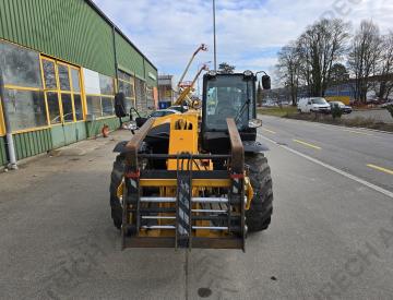 JCB 541-70