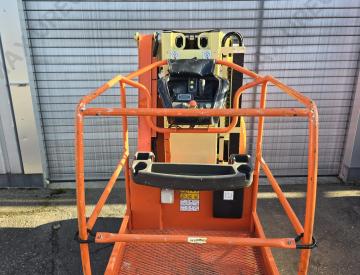 JLG Toucan 8E-L