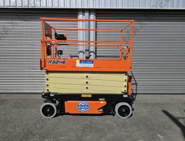 JLG R3246