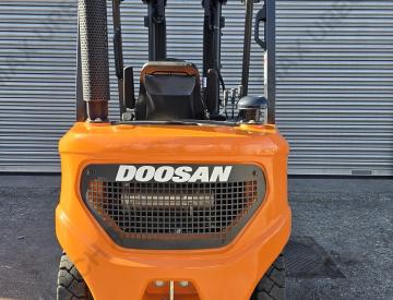 Doosan D 25 NXS