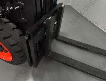 Bobcat D30S-9